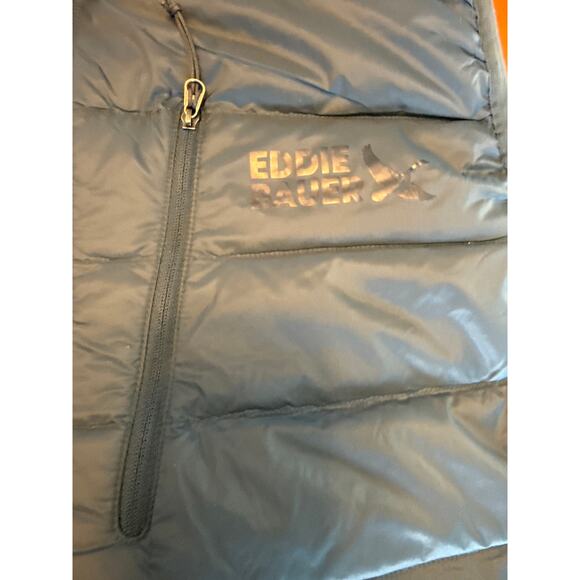 Eddie Bauer Men’s Lightweight Down 550 Insulation Full-Zip Vest, Size M (New) - Picture 4 of 7